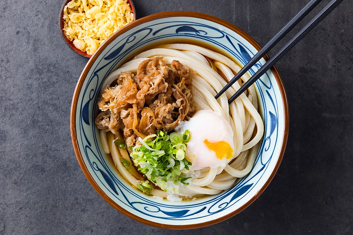 How to Recreate Hawaii’s Popular “Marukame Udon” Recipe at Home